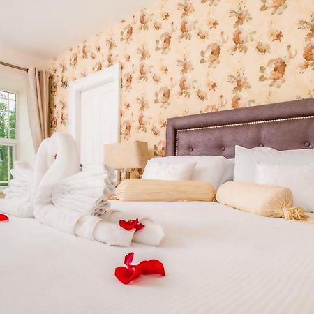 The Beara Coast Hotel คาสเซิลทาวน์เบียร์ ภายนอก รูปภาพ