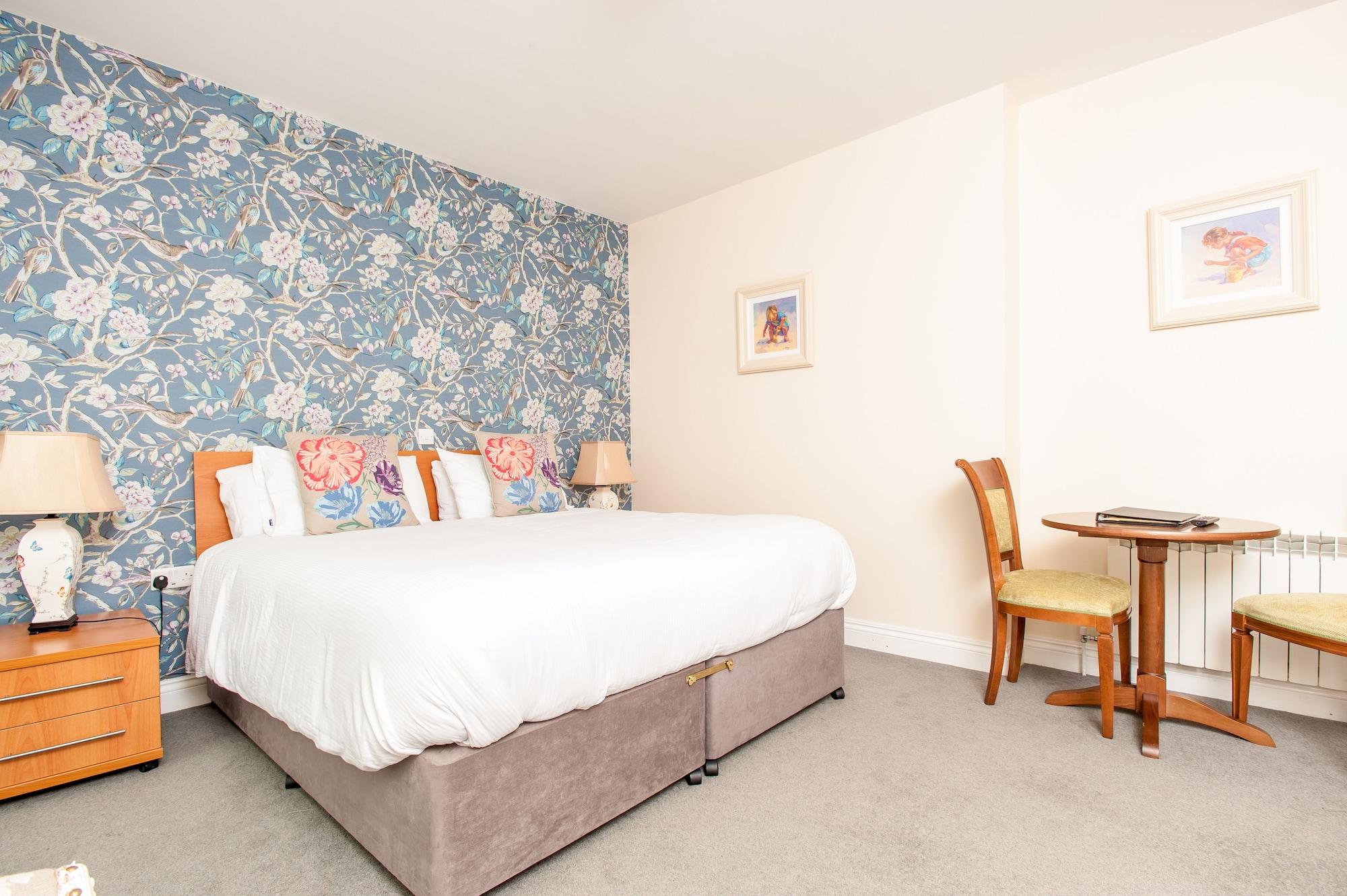 The Beara Coast Hotel คาสเซิลทาวน์เบียร์ ภายนอก รูปภาพ