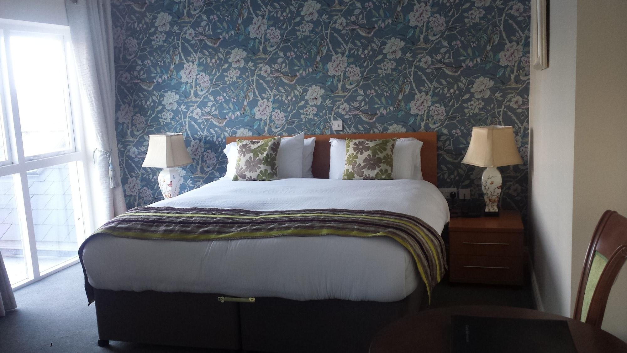 The Beara Coast Hotel คาสเซิลทาวน์เบียร์ ภายนอก รูปภาพ
