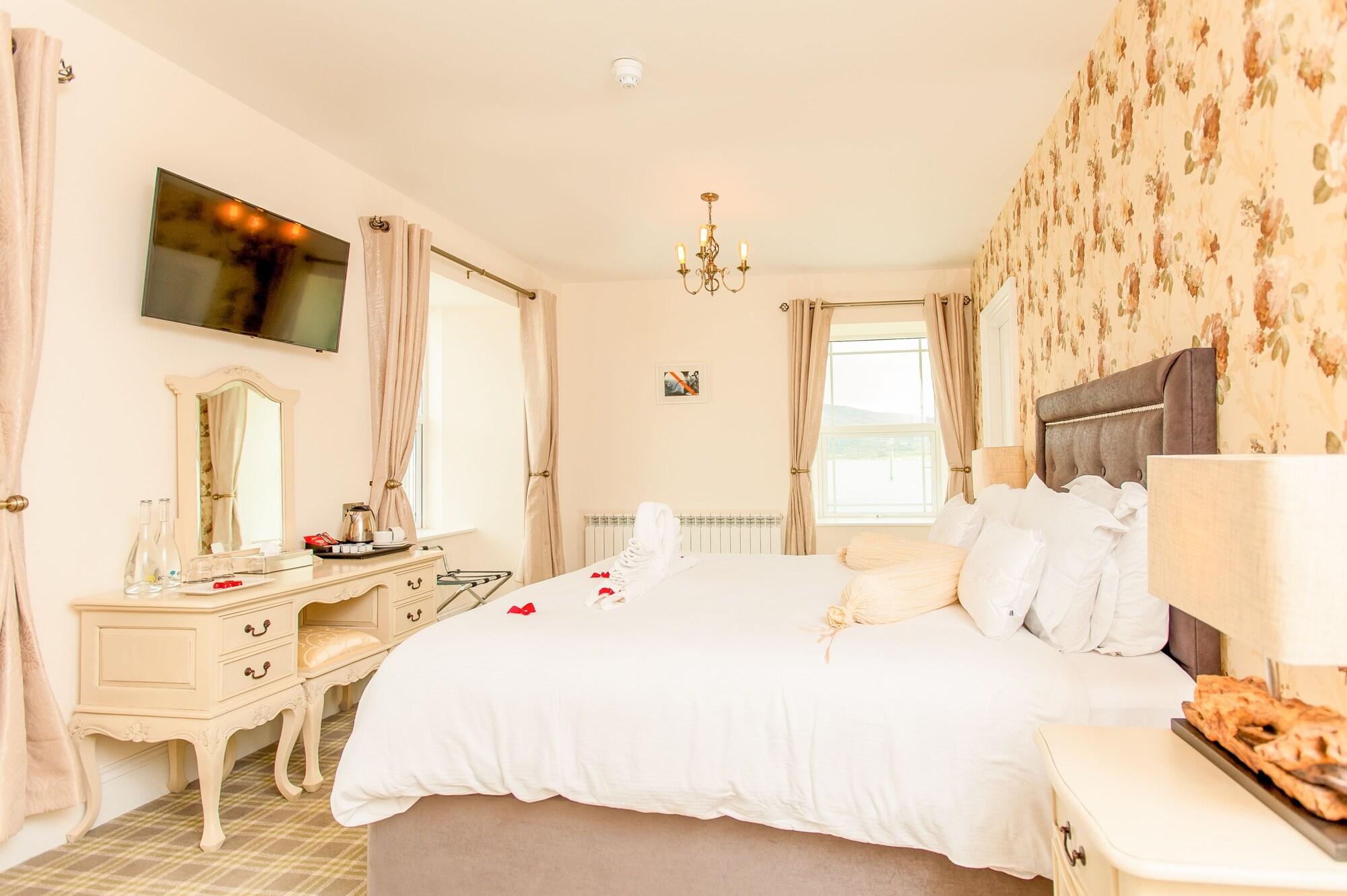 The Beara Coast Hotel คาสเซิลทาวน์เบียร์ ภายนอก รูปภาพ