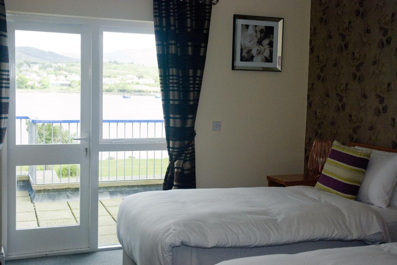 The Beara Coast Hotel คาสเซิลทาวน์เบียร์ ภายนอก รูปภาพ